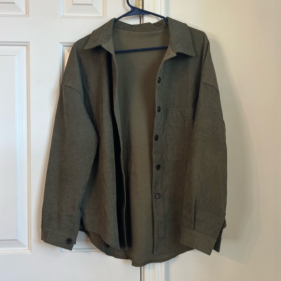 Green Shacket - Picture 3 of 5